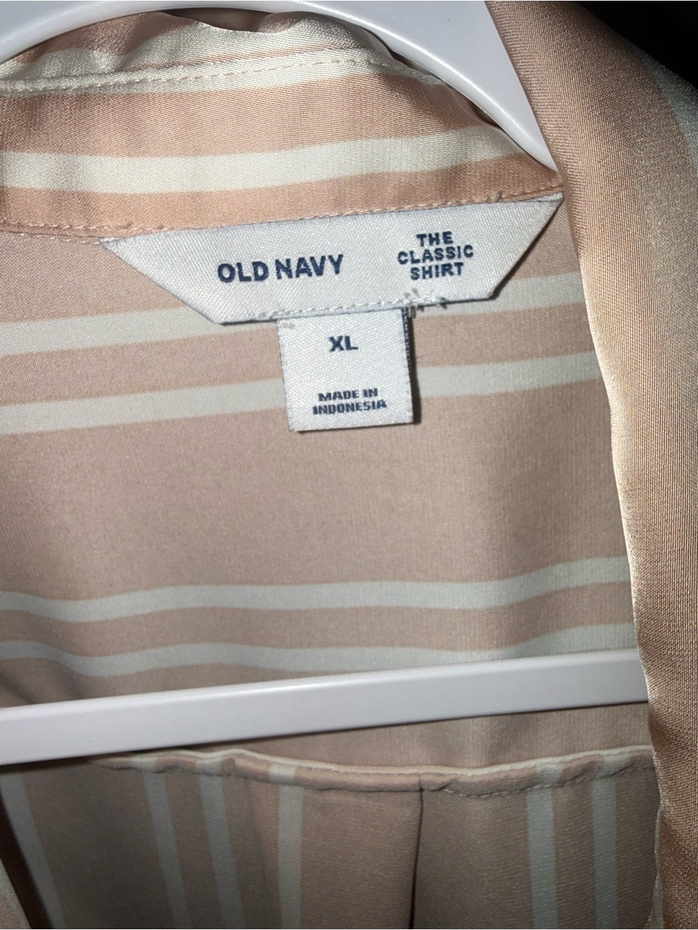 Old Navy Women’s Pink Striped Button-Up Shirt - Picture 3 of 4